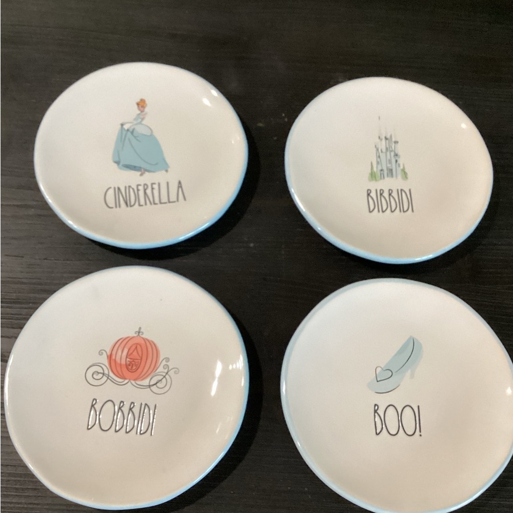 Set of 4 Rae Dunn Cinderella Dessert Plates 6" Bibbidi Bobbidi Boo
